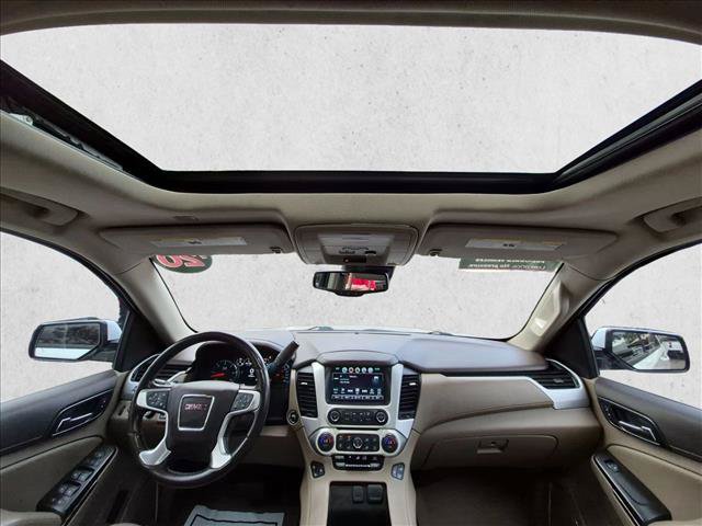 Used 2020 GMC Yukon SLT w/ Graphite Performance Edition AWD/4WD image 19