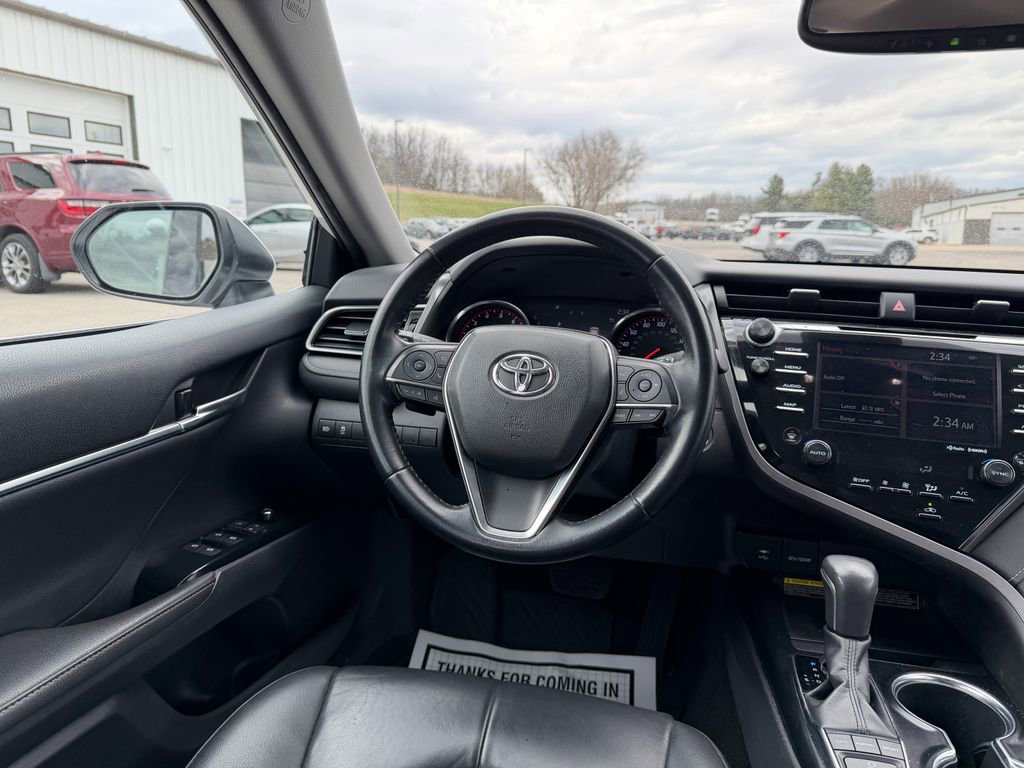 Used 2019 Toyota Camry XSE FWD image 17