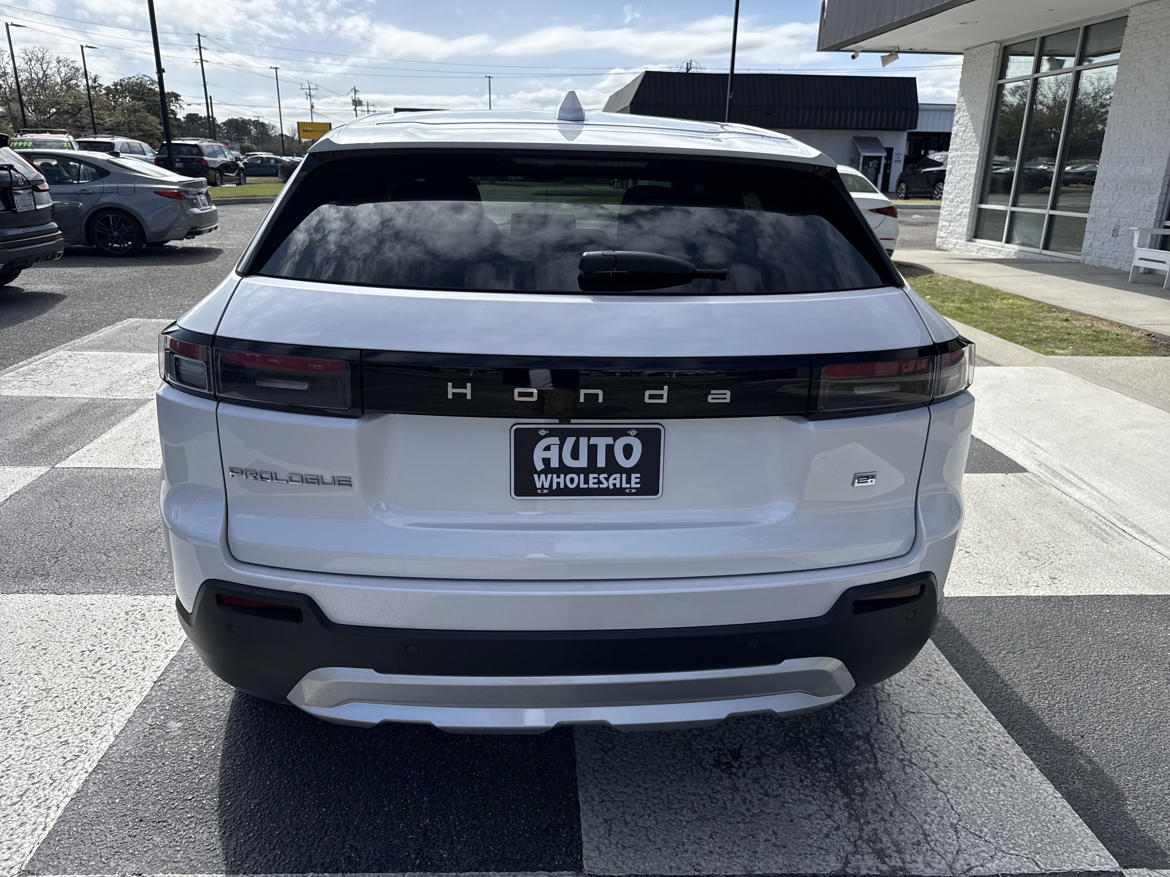 Used 2024 Honda Prologue EX image 4