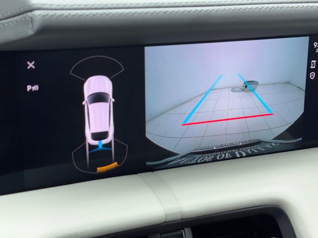 Used 2023 Porsche Taycan 4S image 28