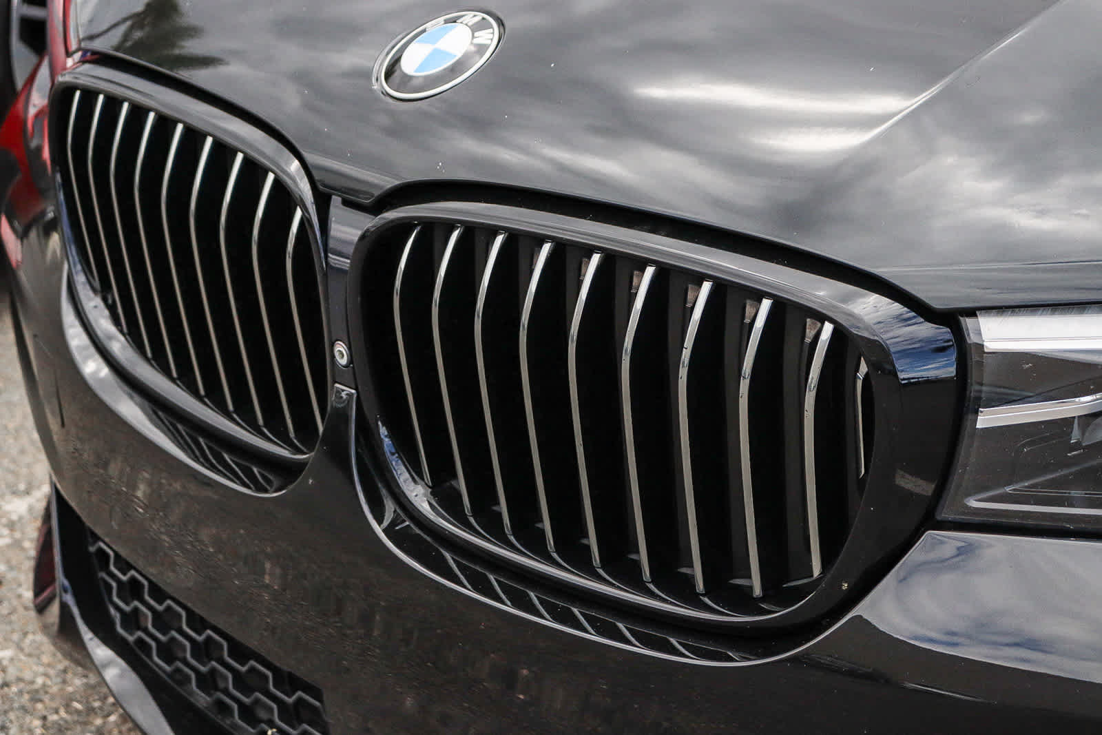 Used 2017 BMW 740e xDrive AWD/4WD image 3
