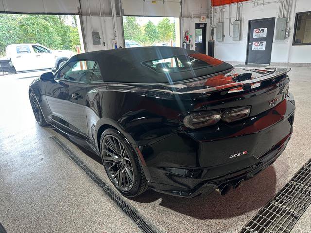 Used 2022 Chevrolet Camaro ZL1 RWD image 5