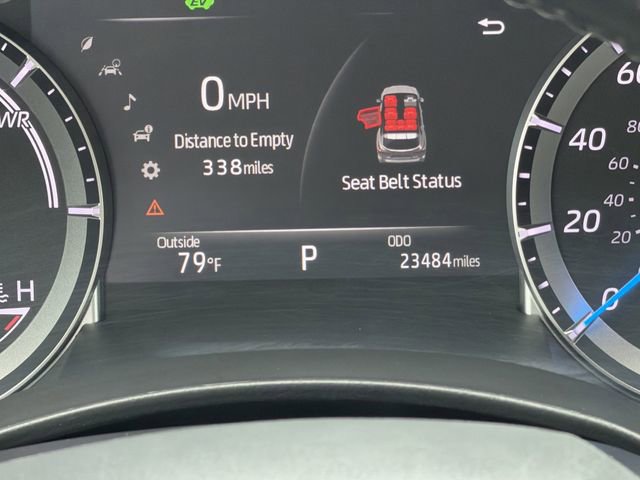 Used 2023 Toyota Highlander XLE FWD image 14