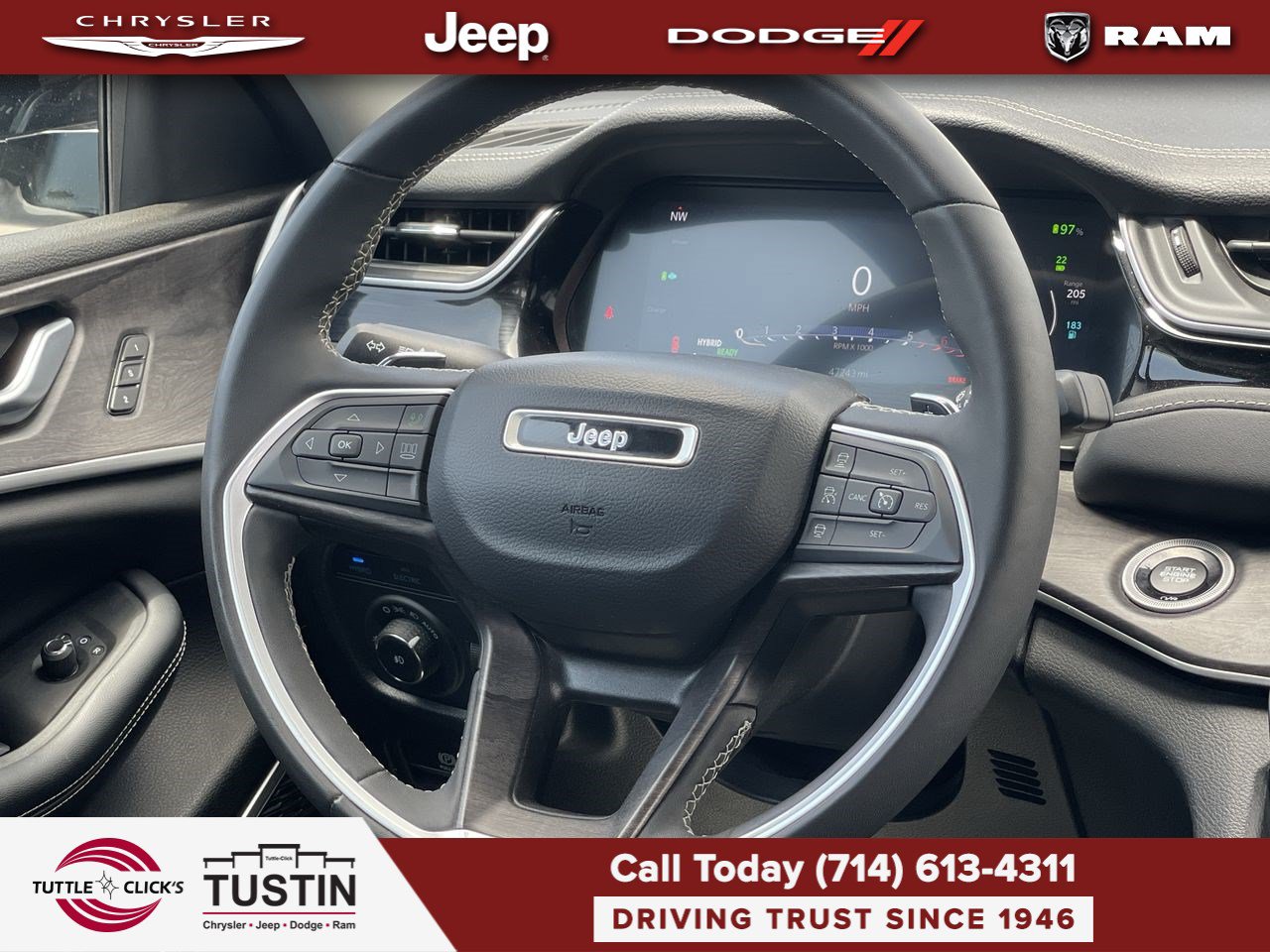Used 2023 Jeep Grand Cherokee 4WD 4xe w/ Luxury Tech Group II image 15