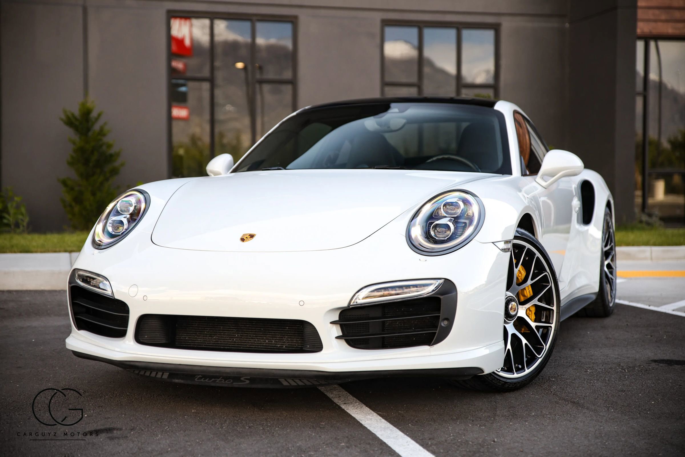 Used 2014 Porsche 911 Turbo S AWD/4WD image 2