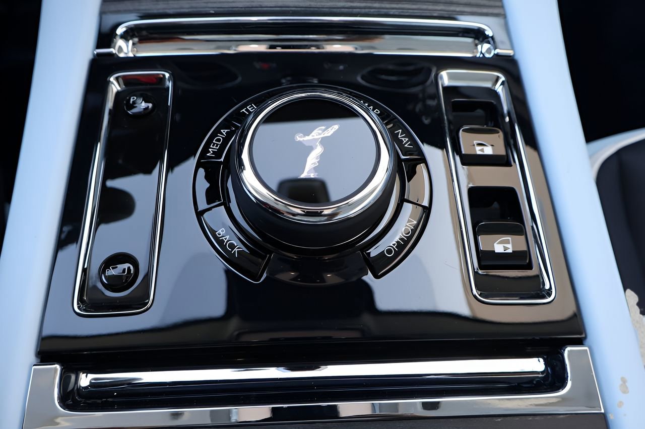 New 2026 Rolls-Royce Spectre AWD/4WD image 27