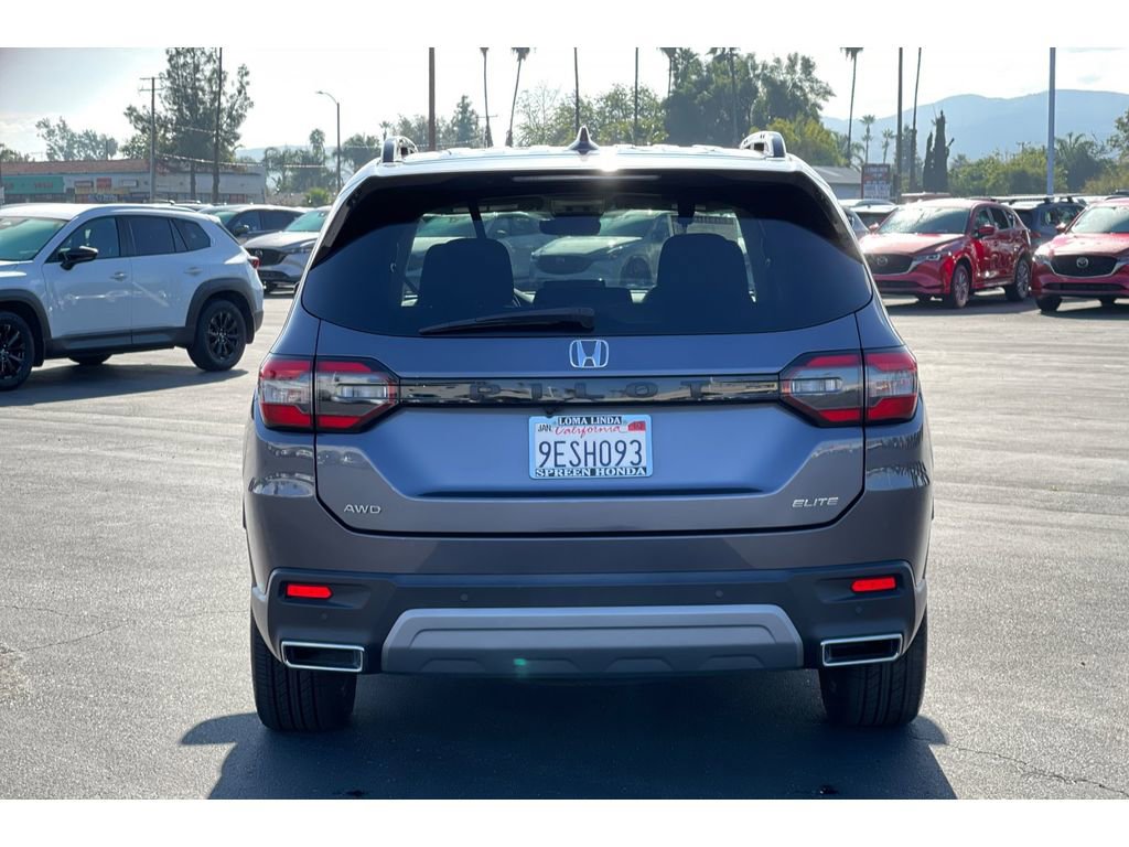 Certified 2023 Honda Pilot Elite image 4