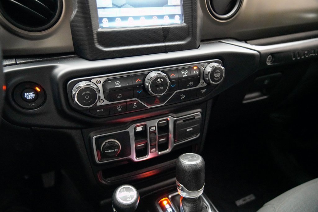 Used 2019 Jeep Wrangler Unlimited Sport S image 29