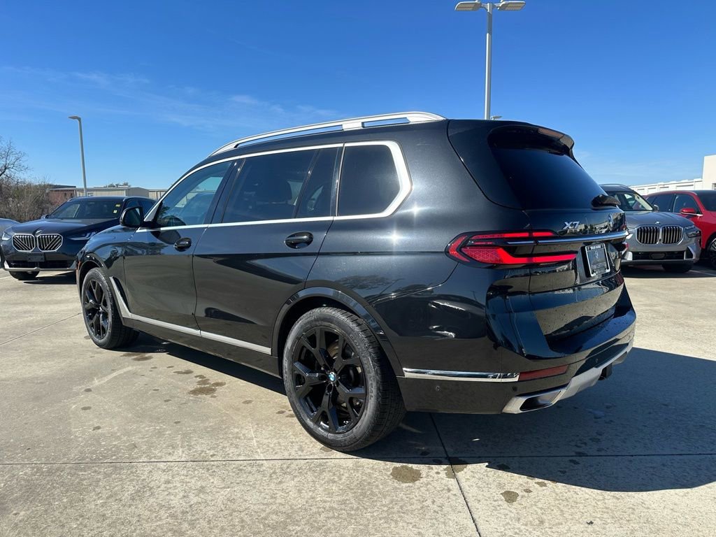 Certified 2023 BMW X7 xDrive40i w/ Premium Package image 7