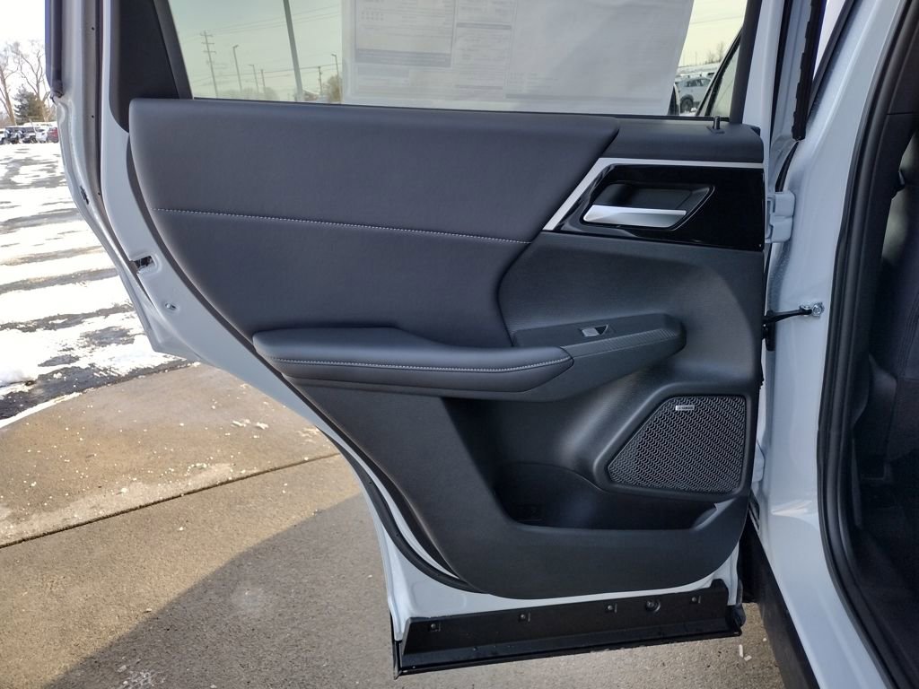 New 2026 Mitsubishi Outlander Trail Edition image 31