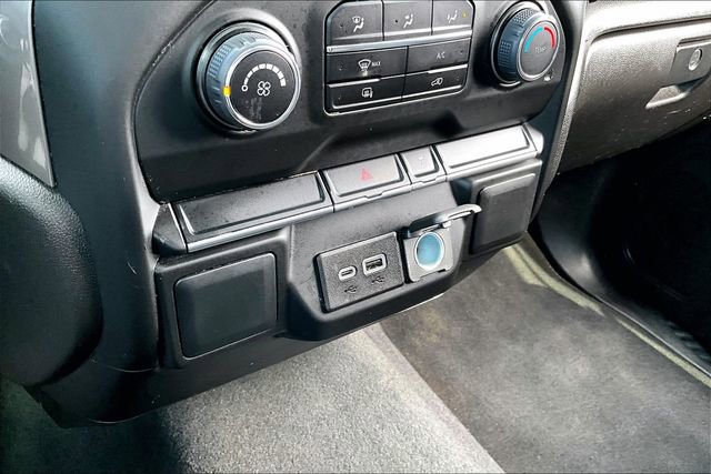 Used 2023 Chevrolet Silverado 2500 Custom w/ Infotainment Package image 16