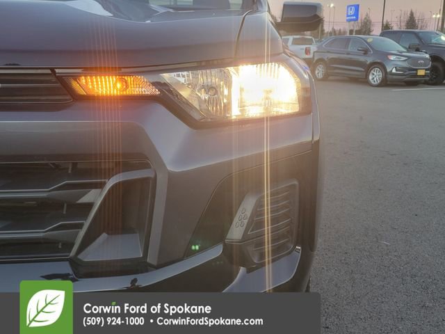 Used 2024 Chevrolet Colorado LT image 8