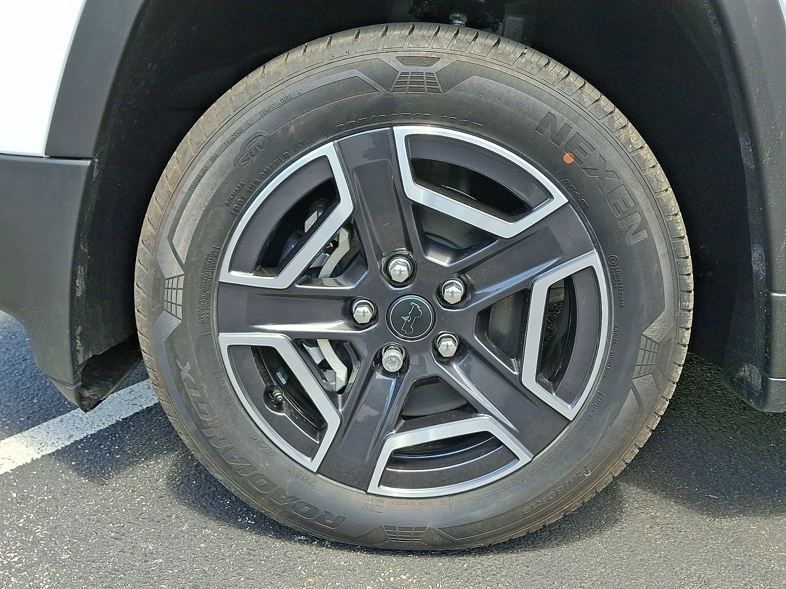New 2026 Jeep Cherokee Laredo AWD/4WD image 5