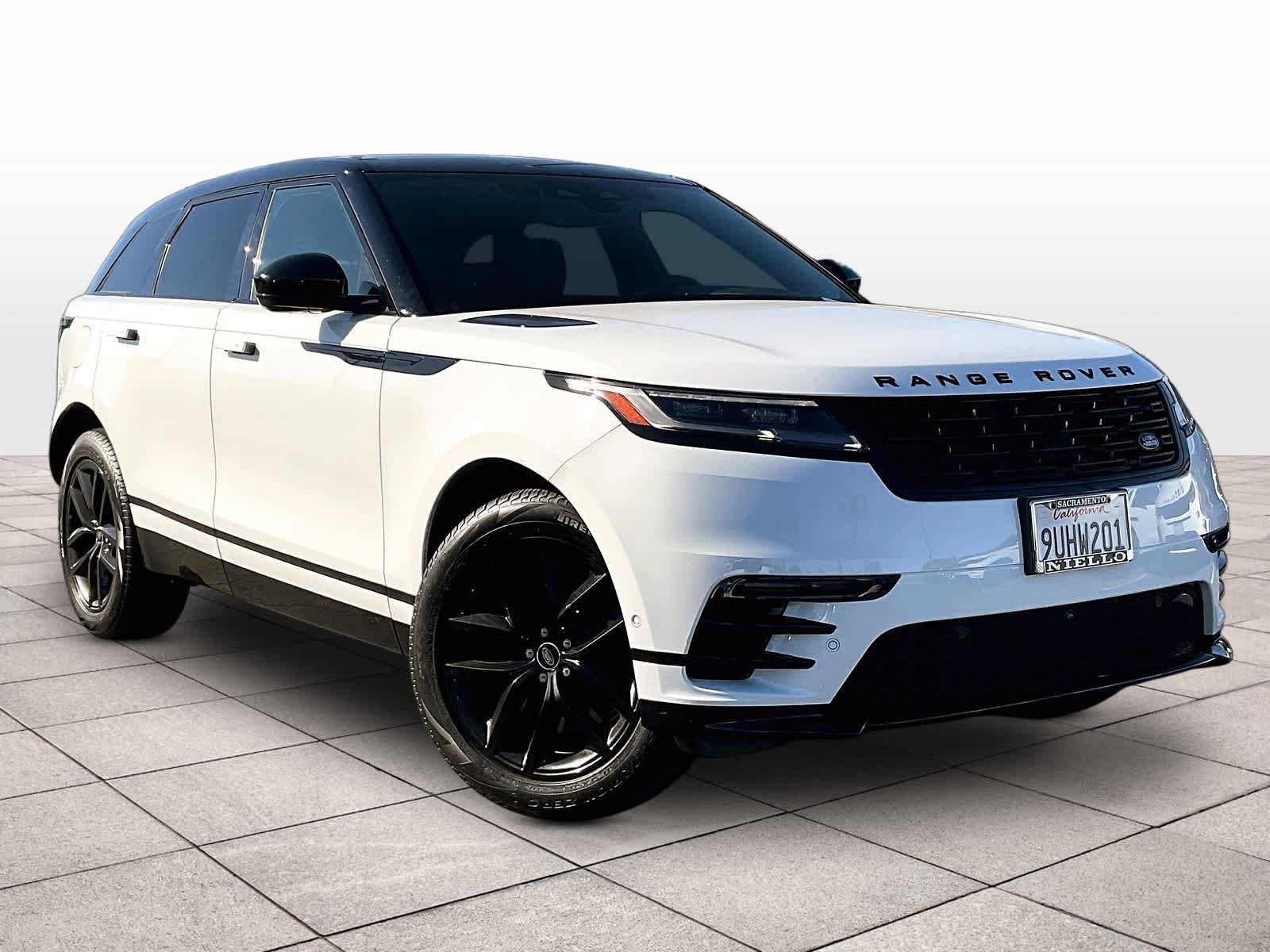 Used 2026 Land Rover Range Rover Velar Dynamic SE AWD/4WD image 2