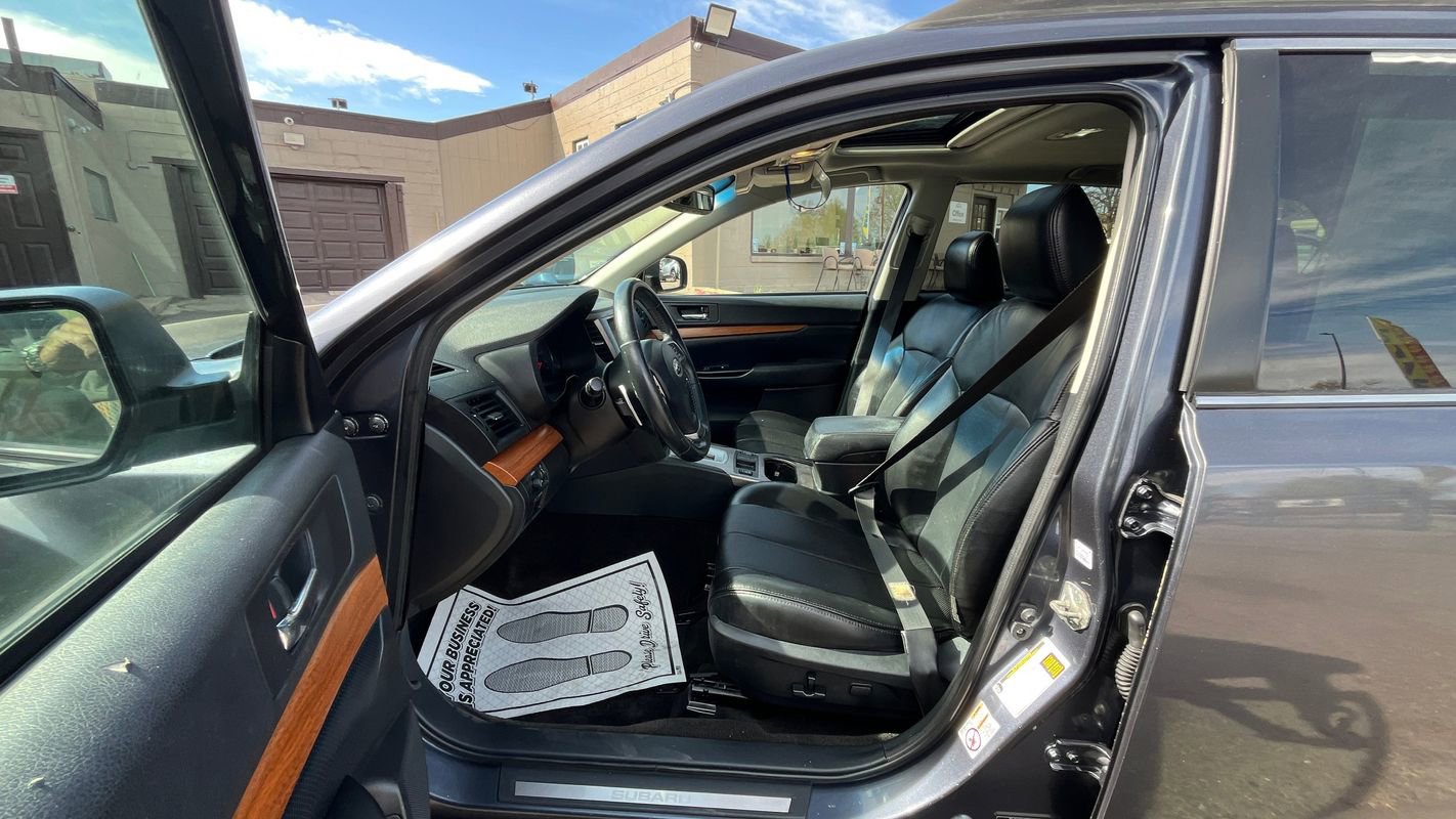 Used 2014 Subaru Outback 2.5i Limited image 20