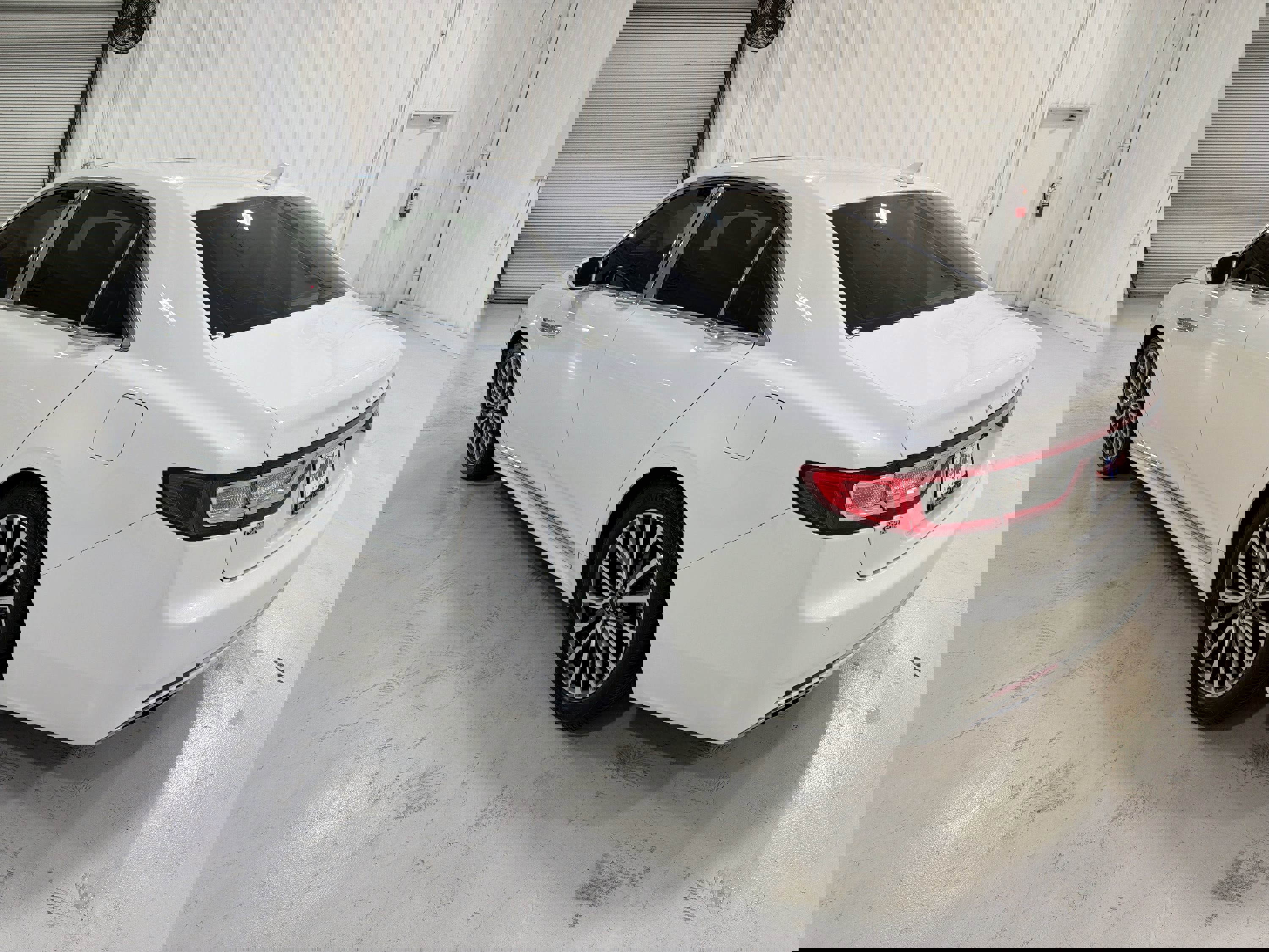 Used 2020 Lincoln Continental w/ Premium Package image 26