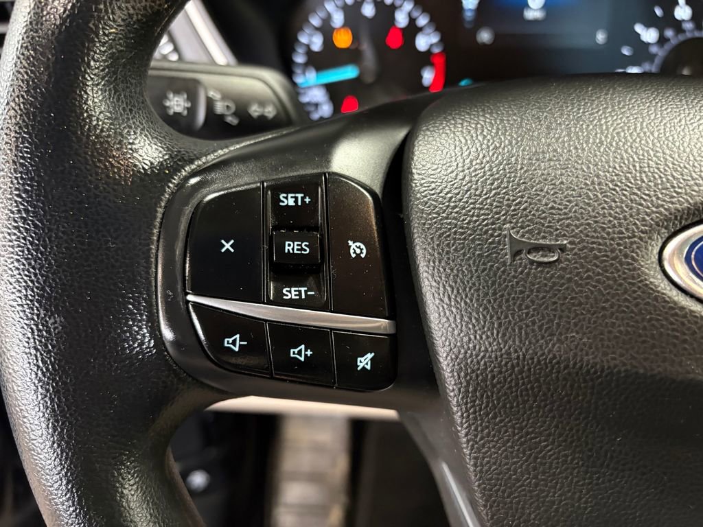 Used 2020 Ford Escape SE image 21