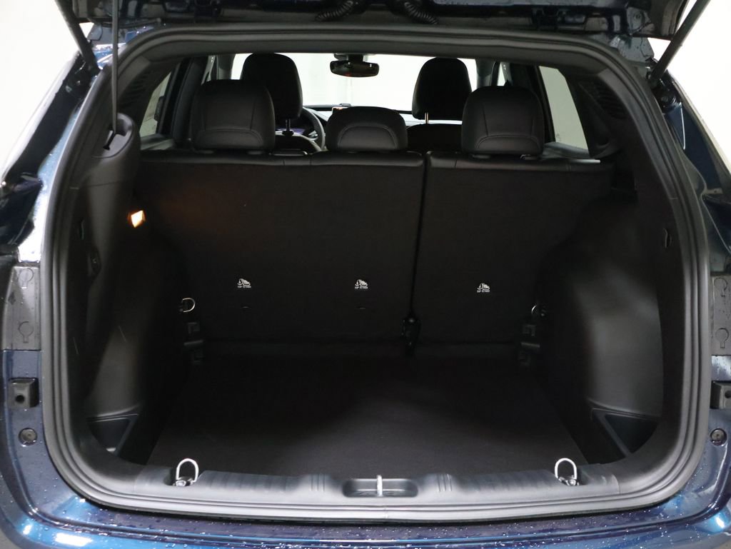 New 2026 Jeep Compass Limited image 14