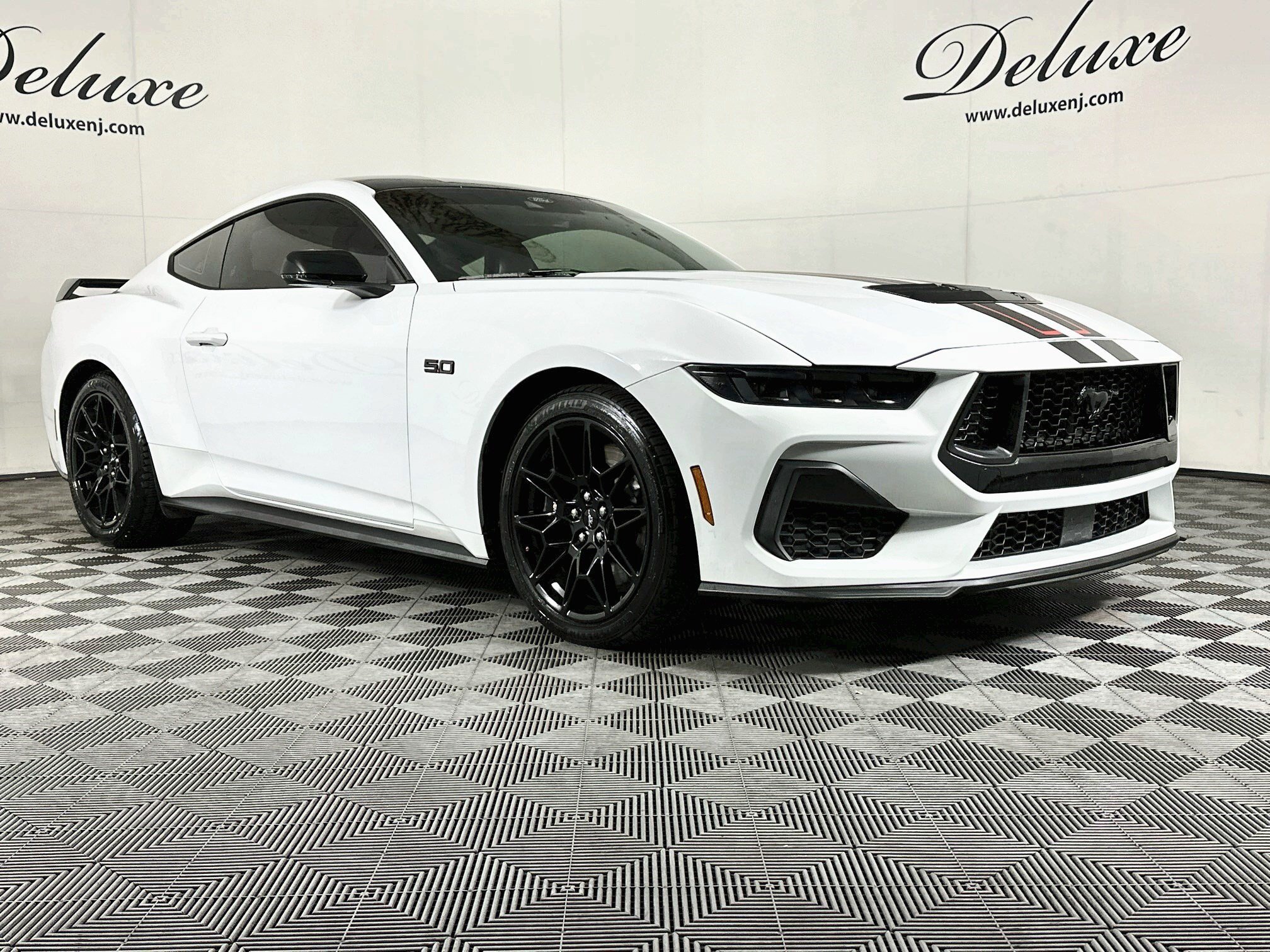 Used 2024 Ford Mustang GT Premium w/ GT Performance Package RWD image 1
