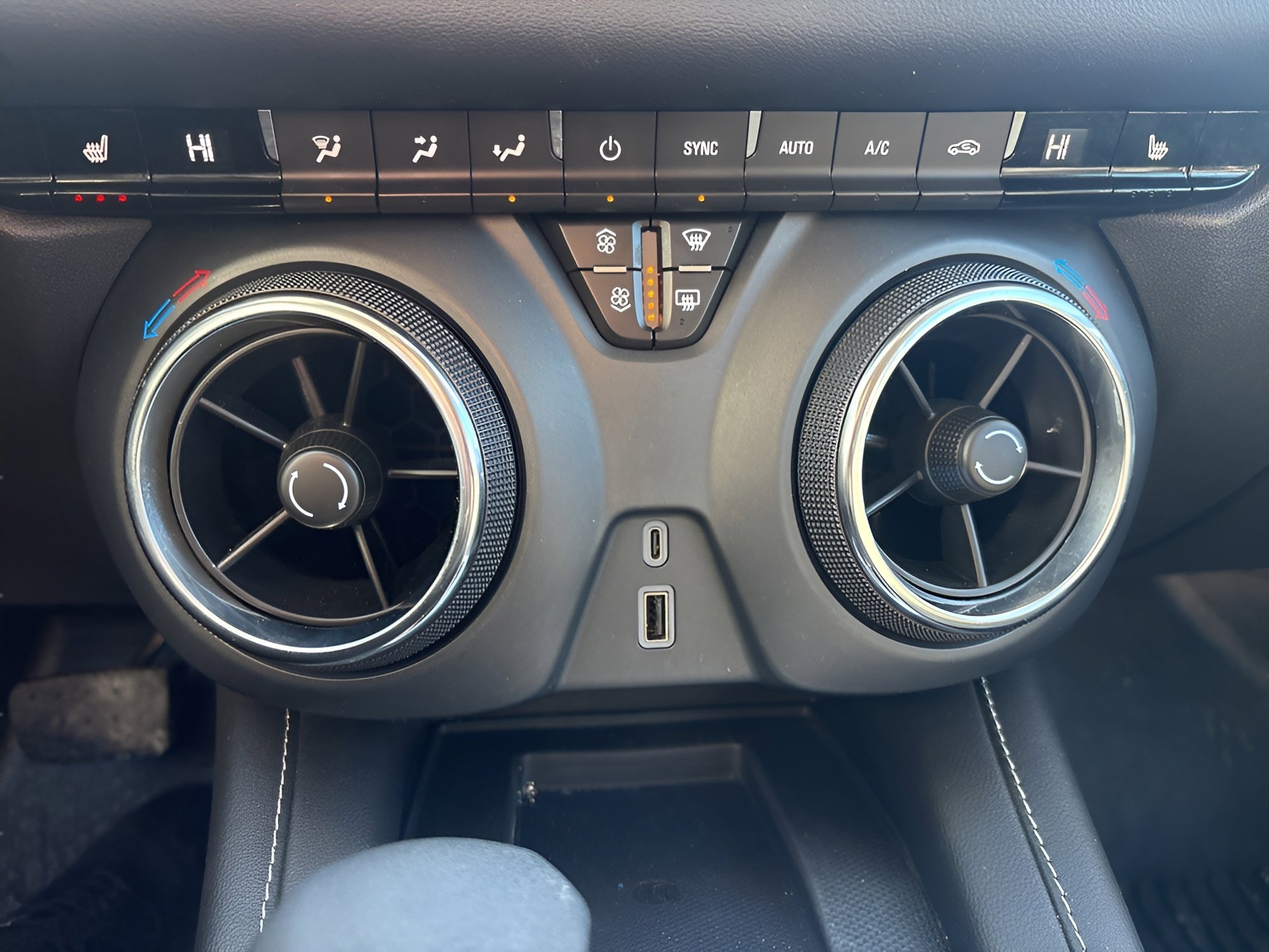 Used 2024 Chevrolet Blazer LT w/ Convenience Package image 15