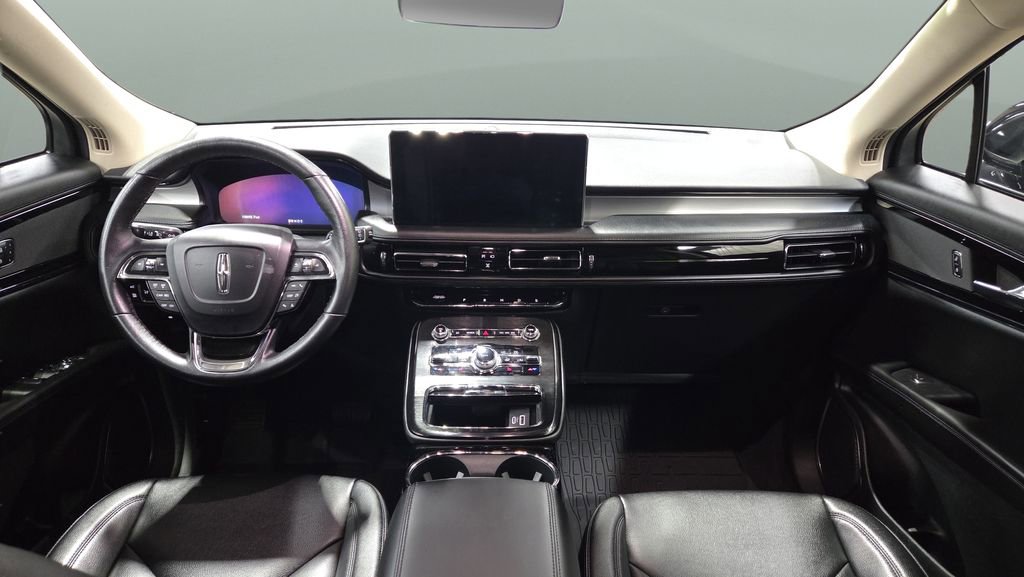 Used 2023 Lincoln Nautilus AWD image 24