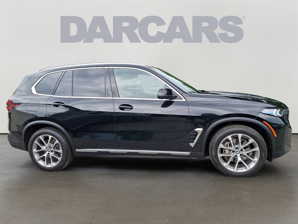 Used 2024 BMW X5 xDrive40i w/ Premium Package AWD/4WD image 7