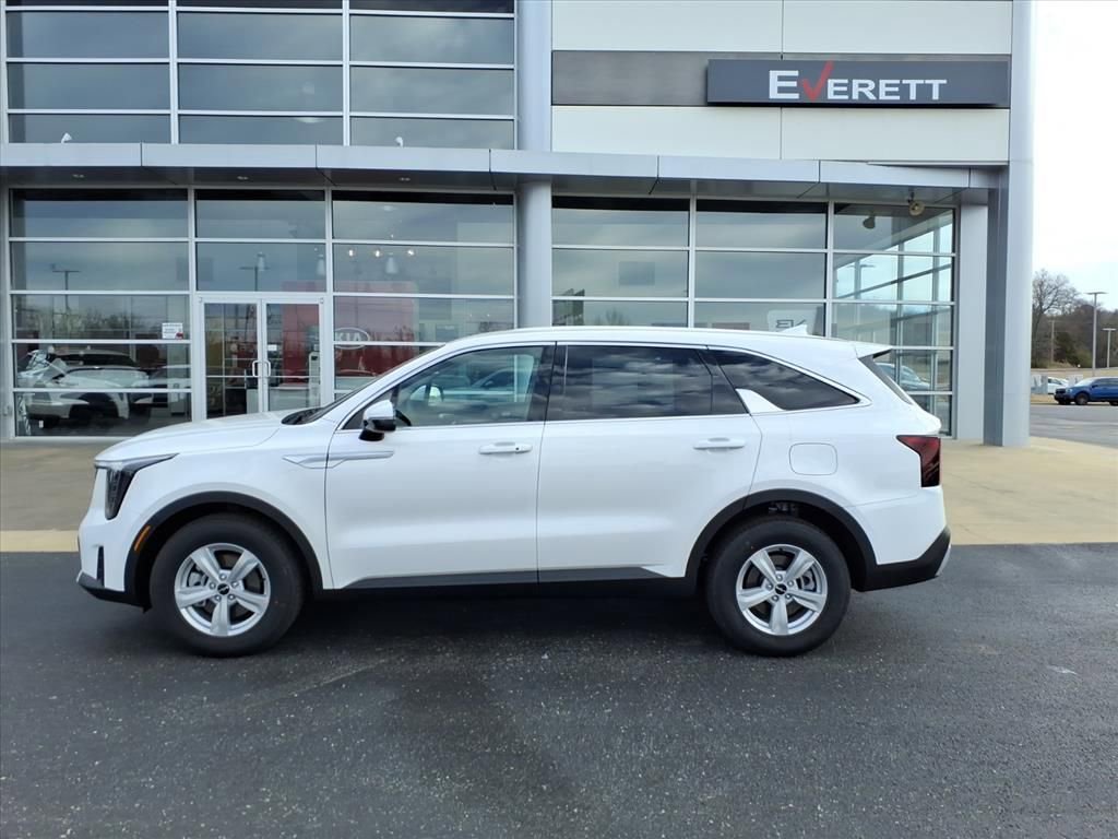 New 2026 Kia Sorento LX FWD image 4