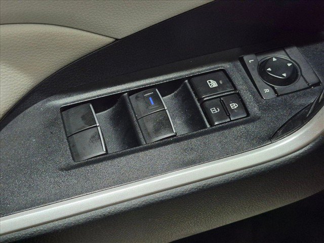 Certified 2019 Toyota RAV4 XLE Premium FWD image 9