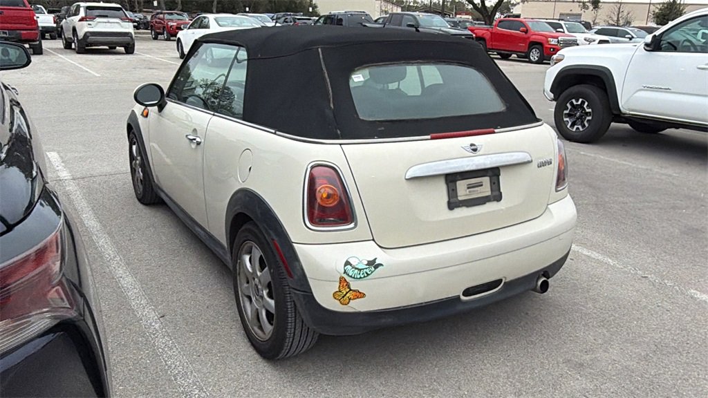 Used 2009 MINI Cooper Convertible image 4