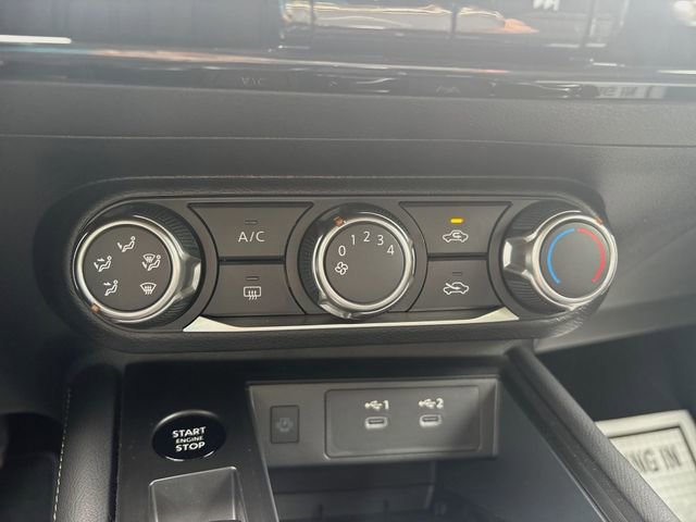 Certified 2025 Nissan Kicks SV image 19