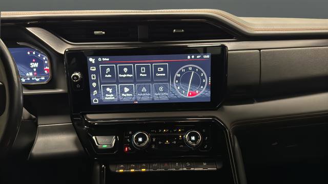 Used 2022 GMC Sierra 1500 AT4 w/ AT4 Premium Package image 13