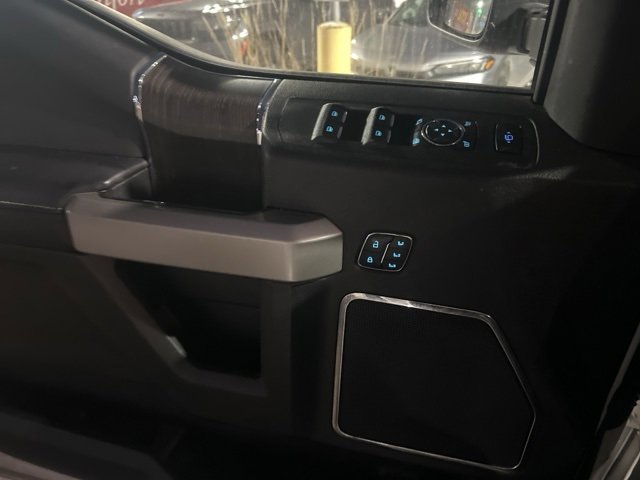 Used 2020 Ford F350 Lariat w/ Lariat Ultimate Package image 17