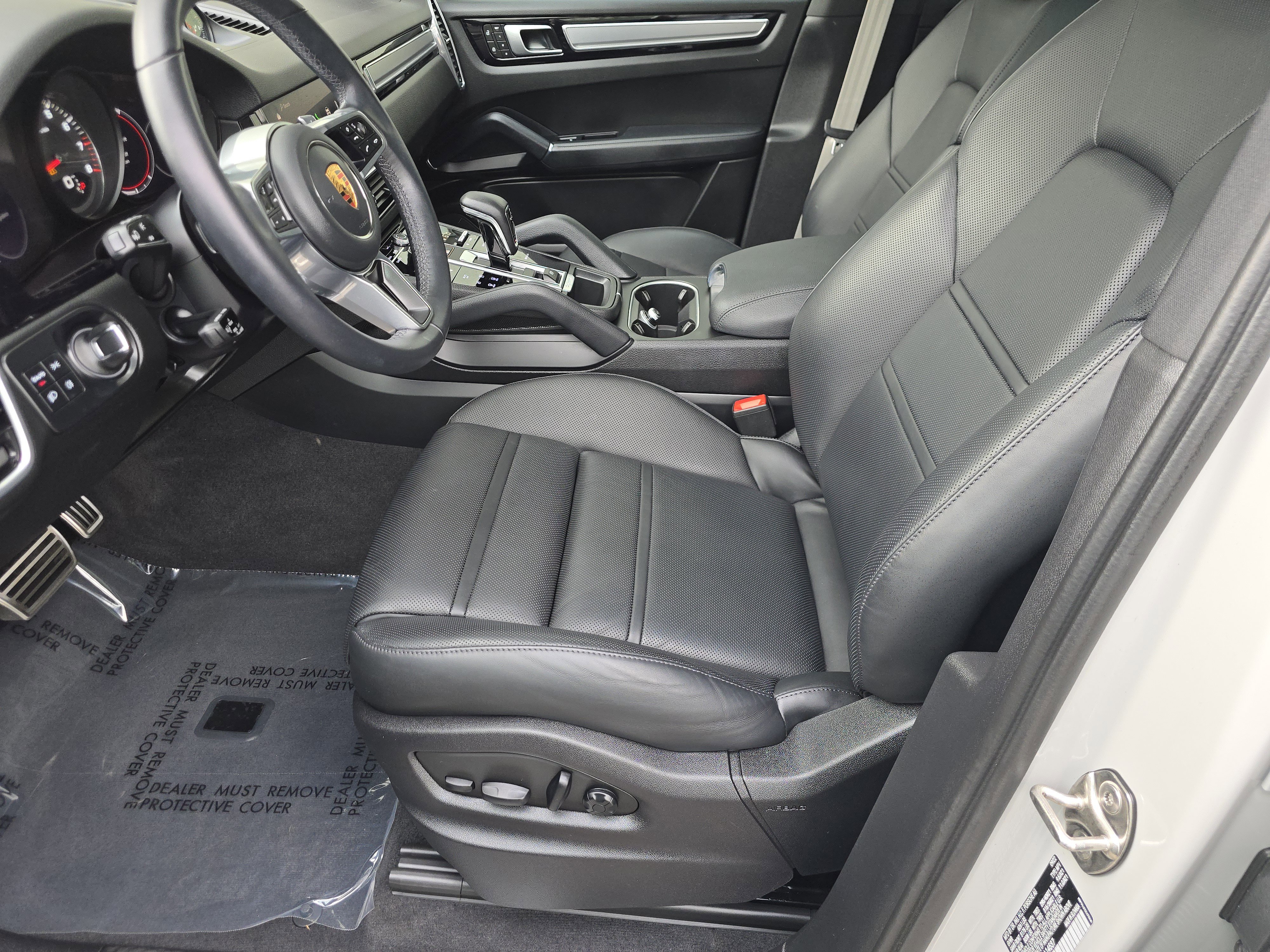 Certified 2023 Porsche Cayenne S Platinum image 5