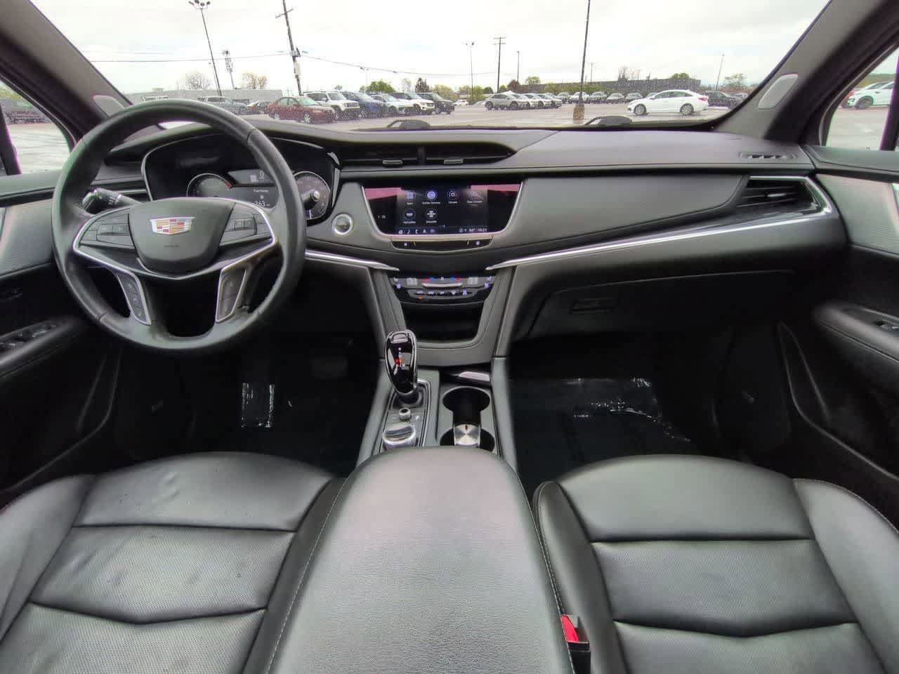 Used 2023 Cadillac XT5 Premium Luxury w/ LPO, Floor Liner Package AWD/4WD image 15