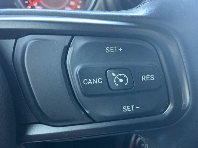 Used 2022 Jeep Gladiator Sport AWD/4WD image 14