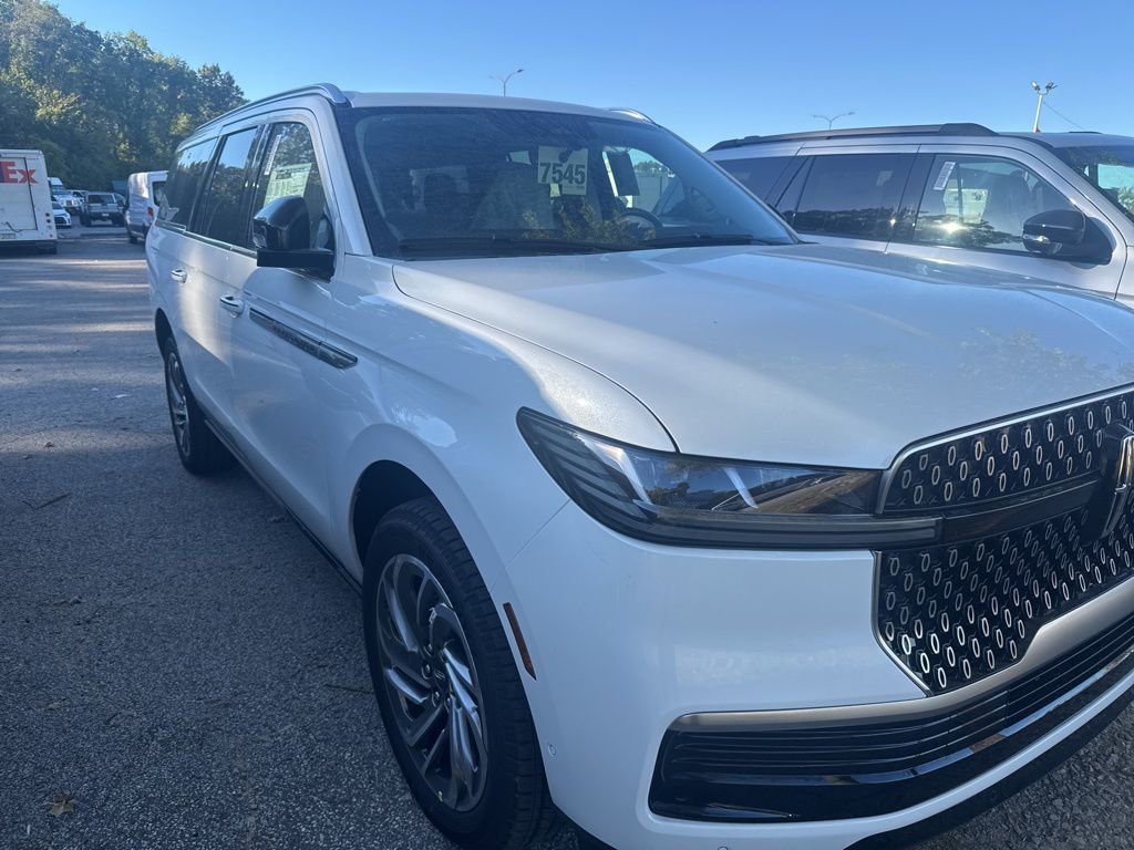 New 2025 Lincoln Navigator L Reserve