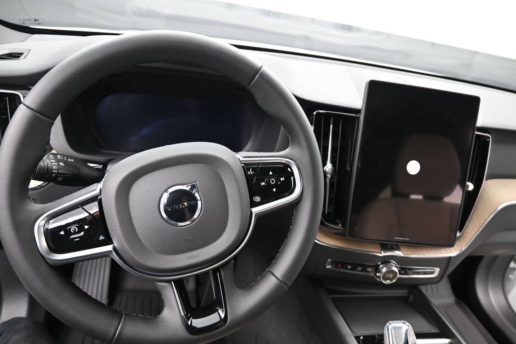 New 2026 Volvo XC60 B5 Plus w/ Climate Package AWD/4WD image 11