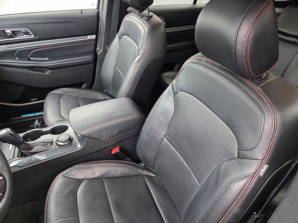 Used 2017 Ford Explorer Sport w/ Equipment Group 401A image 11
