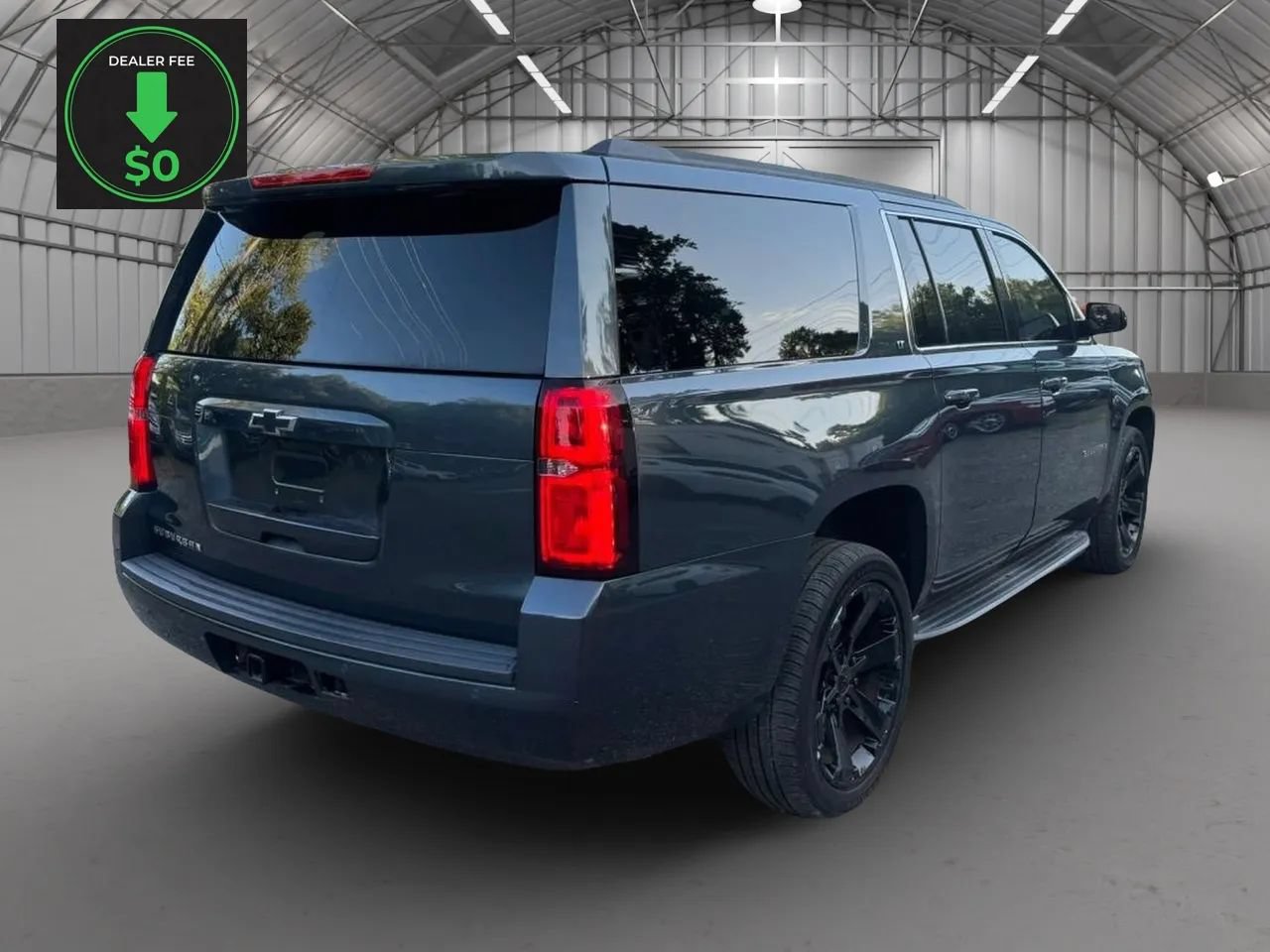 Used 2020 Chevrolet Suburban LT AWD/4WD image 5