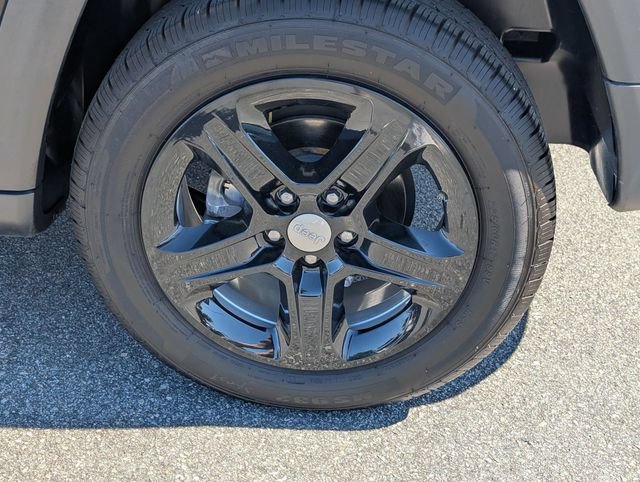 Certified 2023 Jeep Compass Sport AWD/4WD image 8