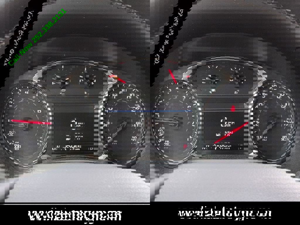 Used 2023 GMC Terrain SLT image 30