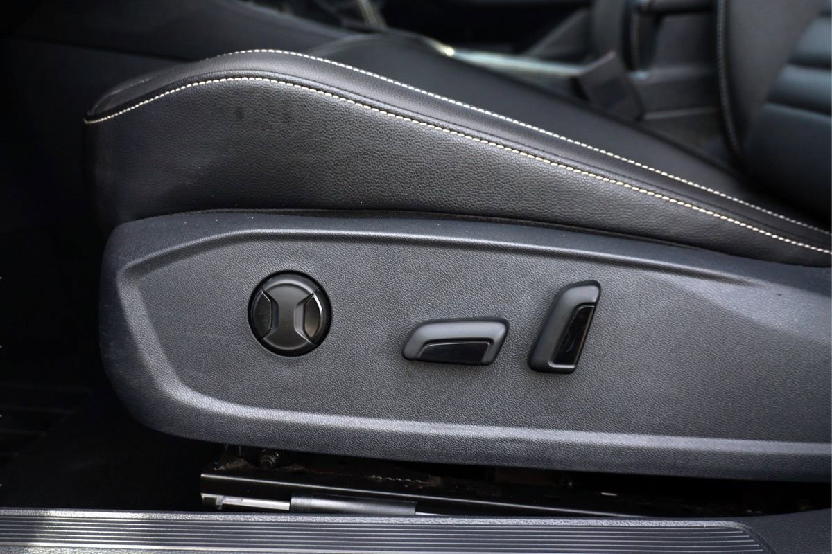 Used 2024 Volkswagen Jetta SE image 17