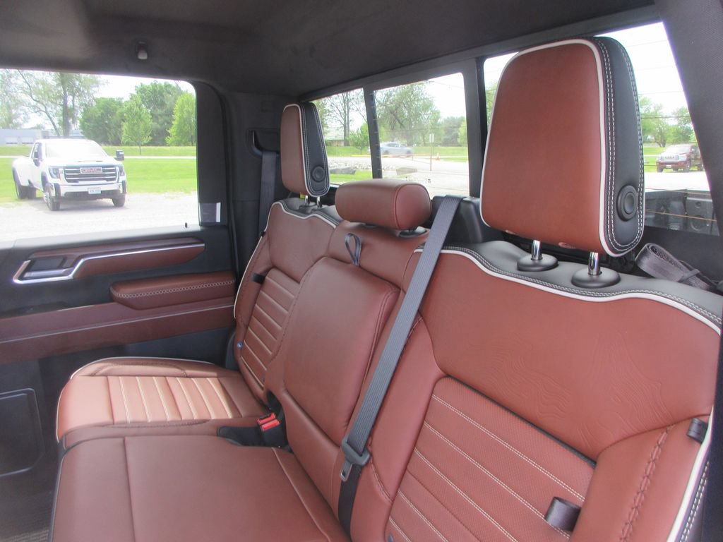 New 2026 GMC Sierra 2500 Denali Ultimate AWD/4WD image 16