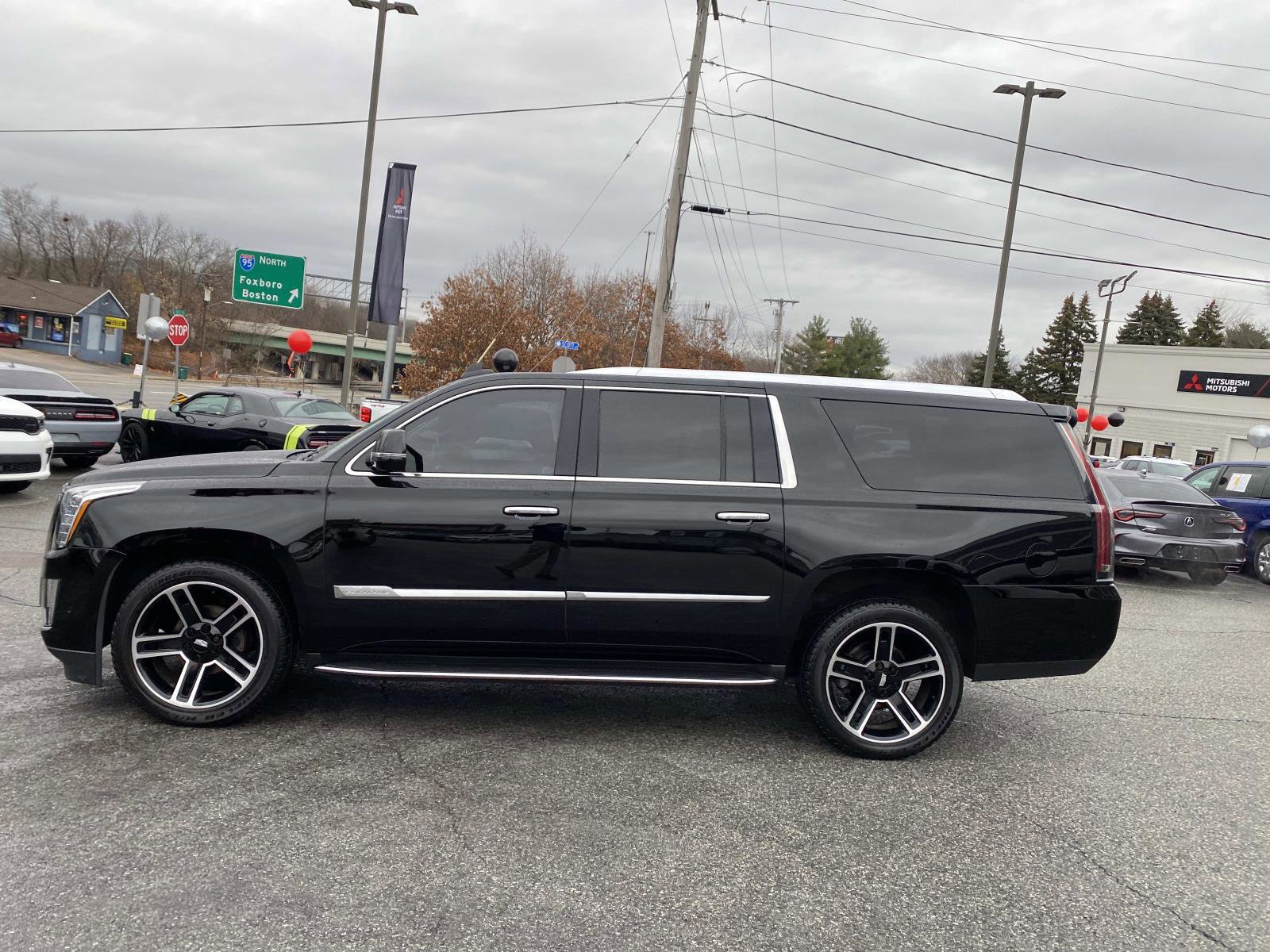 Used 2020 Cadillac Escalade ESV Luxury video 2