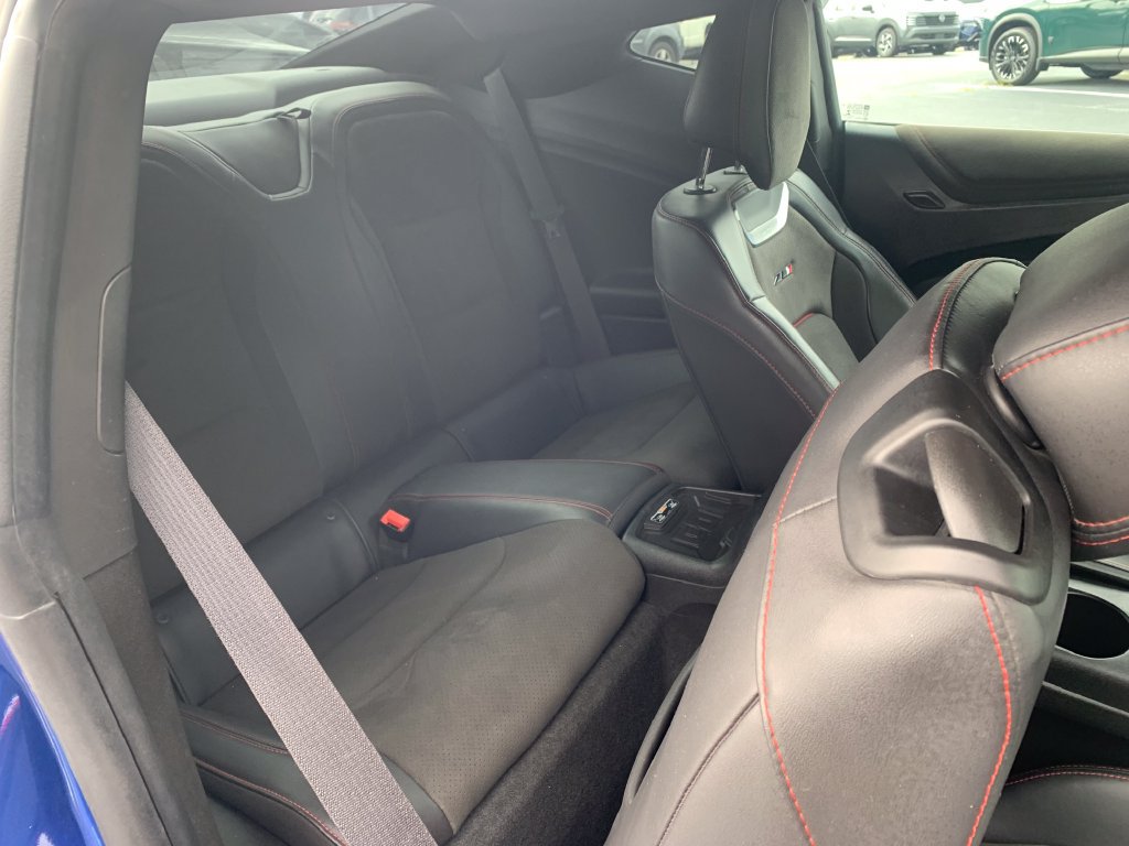 Used 2018 Chevrolet Camaro ZL1 RWD image 29