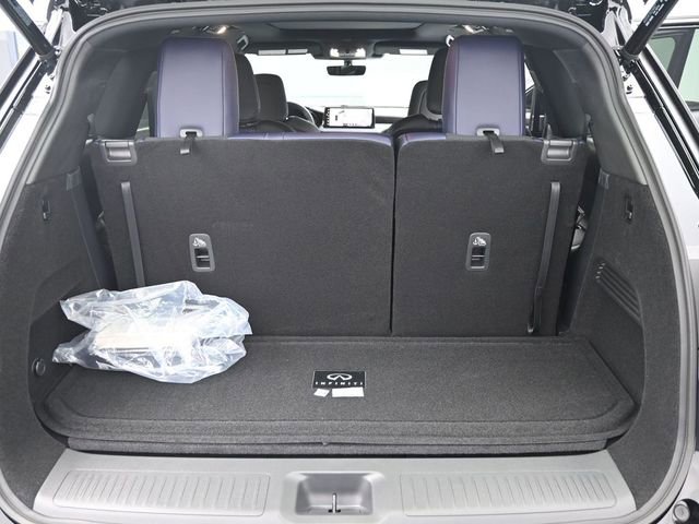 New 2026 INFINITI QX60 Sport w/ Dark Cargo Package image 32