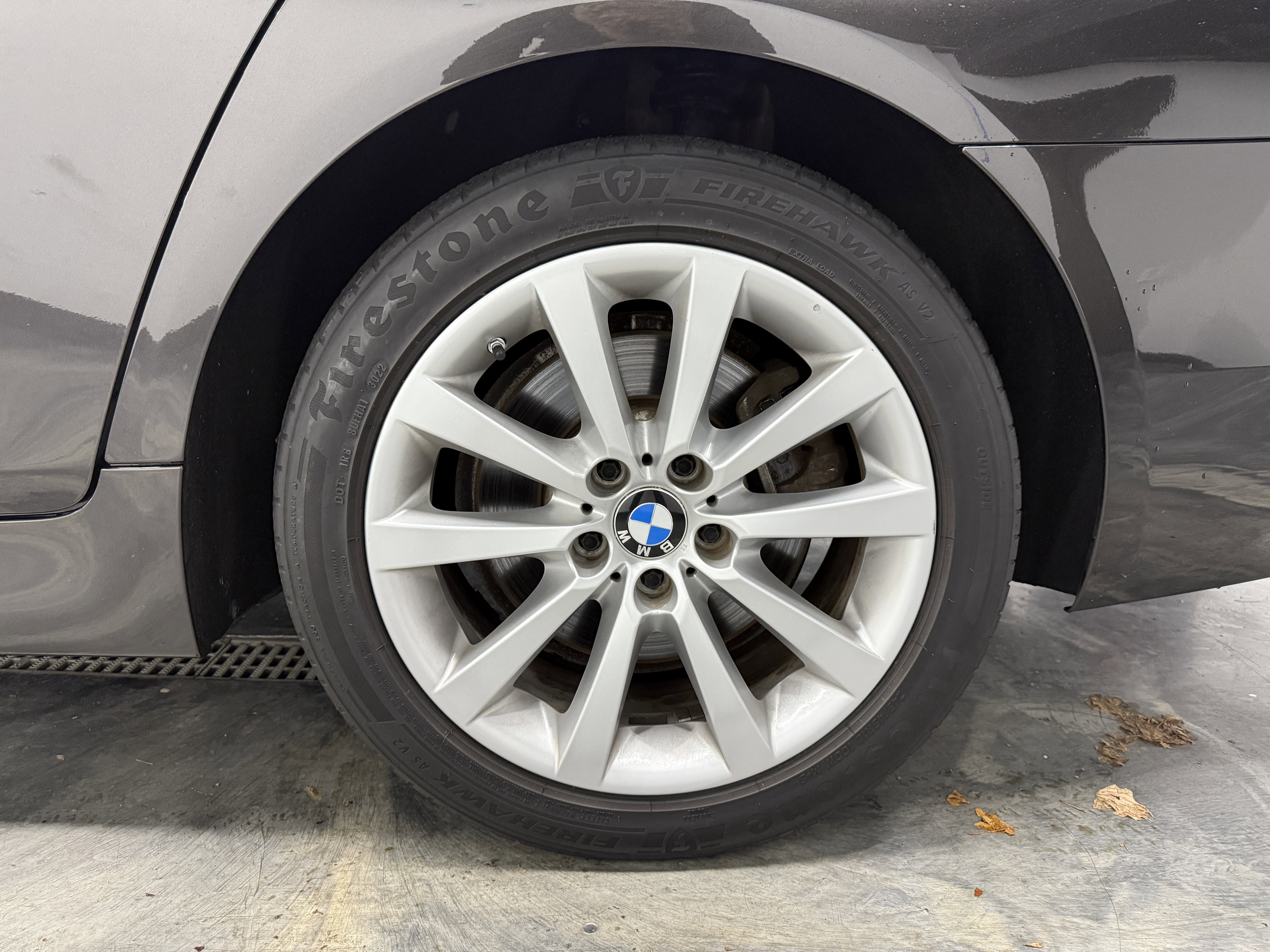 Used 2015 BMW 550i xDrive Sedan image 30