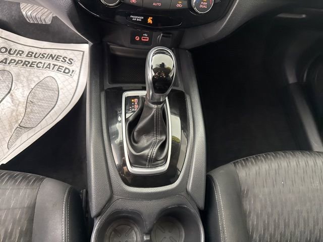 Used 2019 Nissan Rogue SV image 36