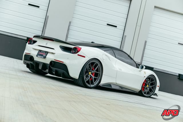 Used 2018 Ferrari 488 GTB RWD image 68