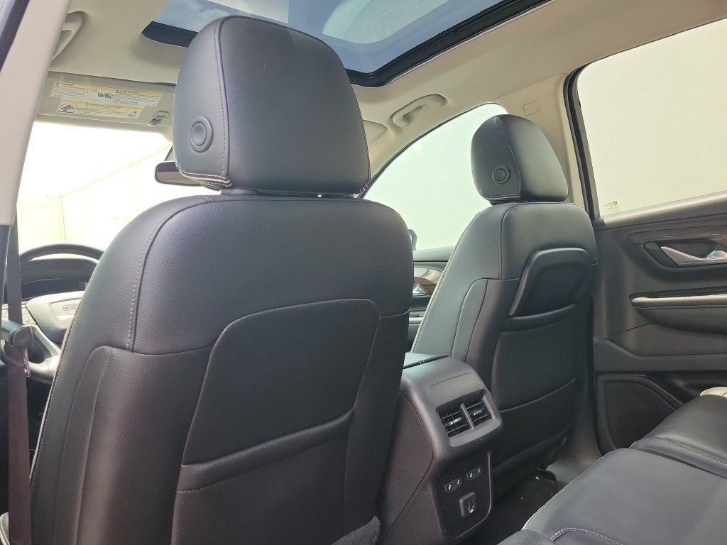 Used 2019 GMC Terrain Denali w/ Advanced Safety Package FWD image 17